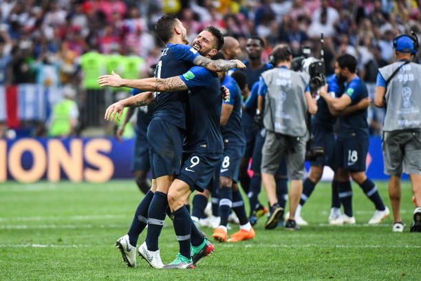 也是对他人 也是对他人